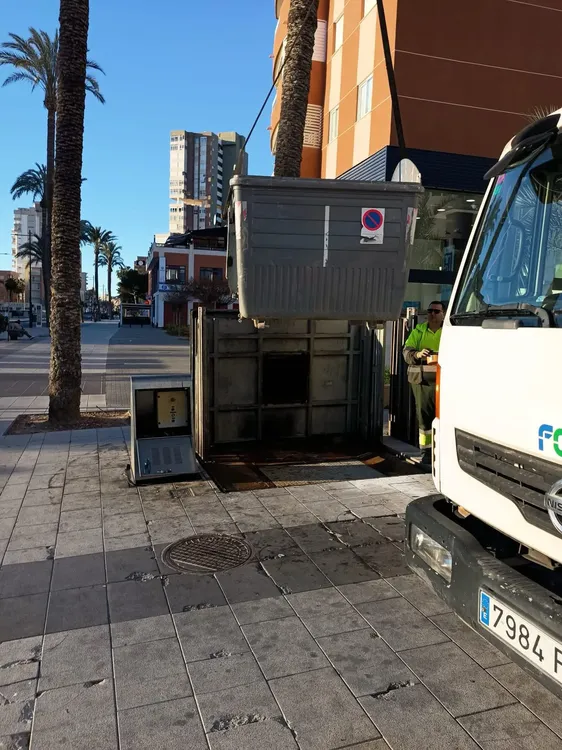 LIMPIEZA CALLES CAMPELLO 2025