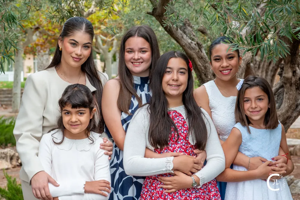 BELLEZAS Y DAMAS HOGUERAS 2025