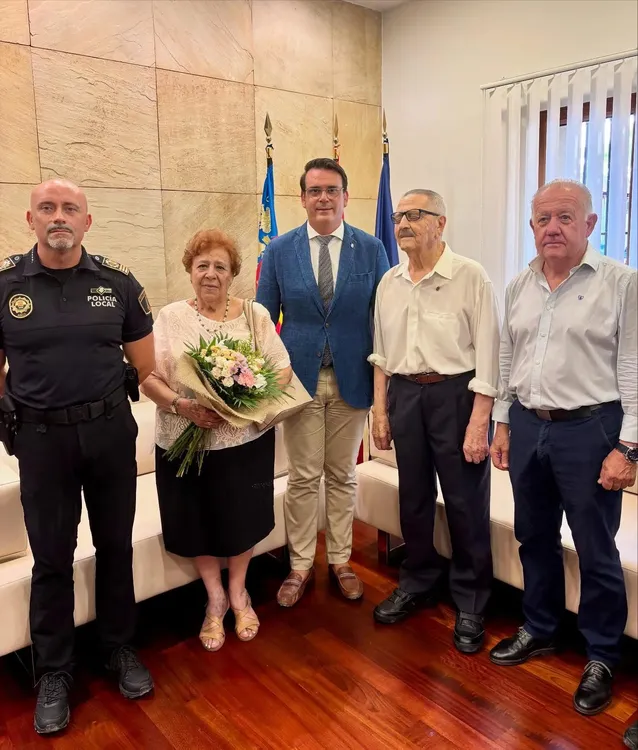HOMENAJE A CARLOS SOLER EXALCALDE DE MUTXAMEL