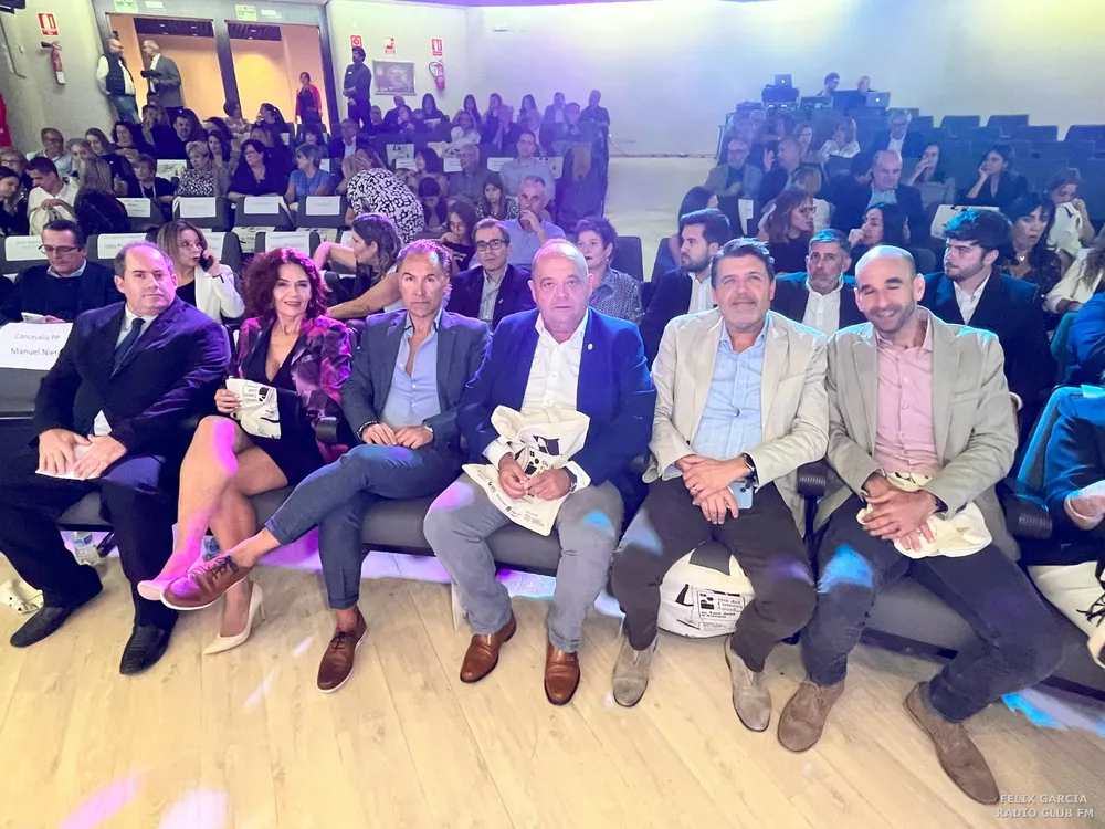 XV GALA ACEA ASOCIACION COMERCIANTES SANT JOAN 2023 (287)
