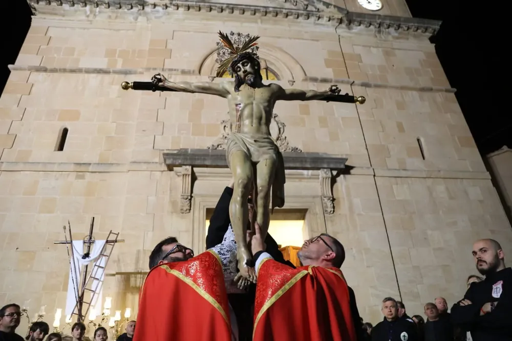 VIERNES SANTO SANT JOAN 2024 PROCESION CRISTO