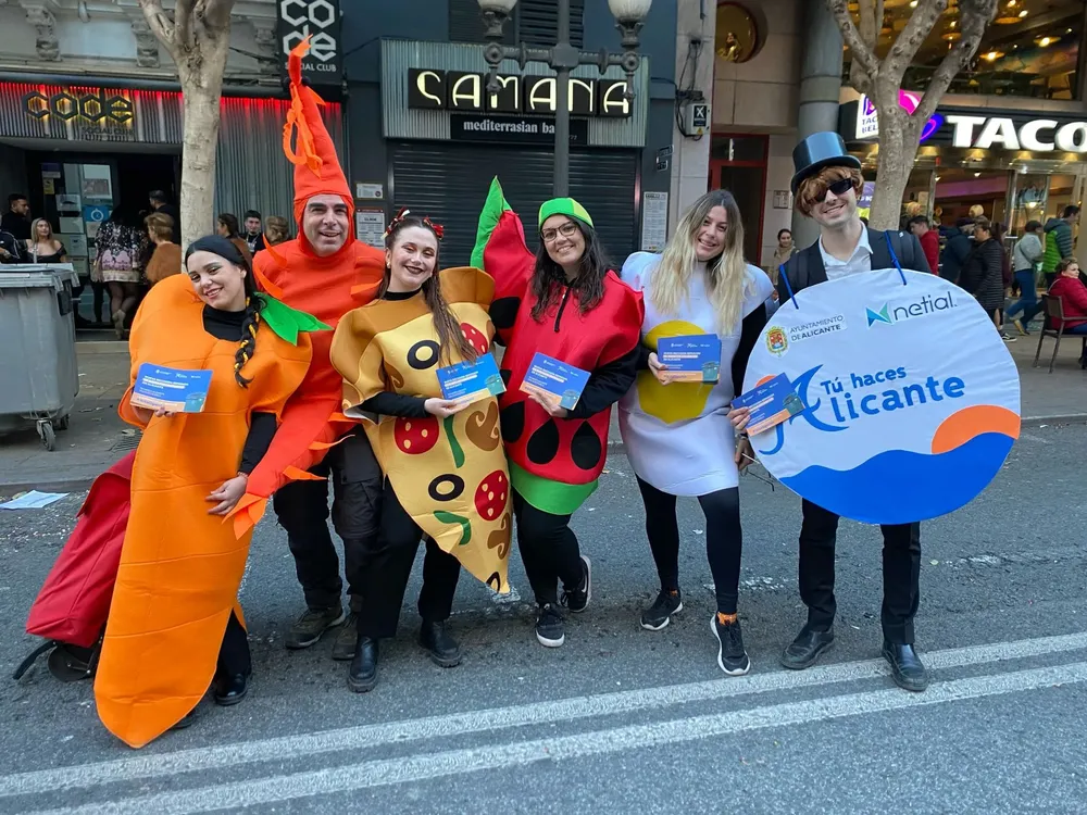 CARNAVAL ALICANTE CAMPAÑA CONTENEDOR ORGANICO 2025