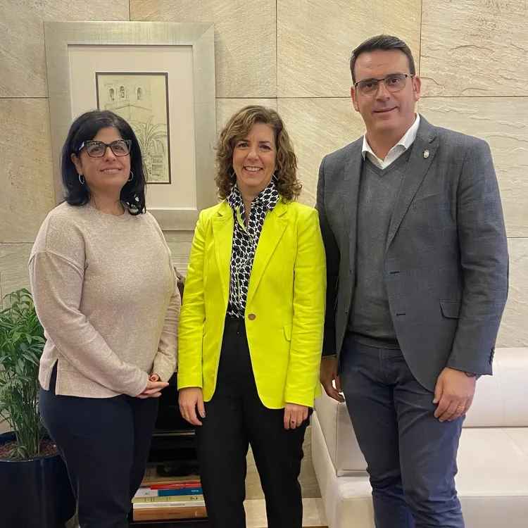 Recepción oficial en el Ayuntamiento de Mutxamel a la ganadora del Premio Rei Jaume I Guillermina López-Bendito RAFAEL GARCIA ALCALDE 2023
