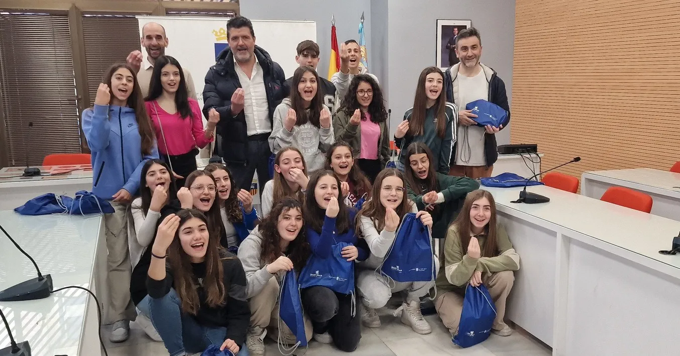 Intercambio de estudiantes italianos con alumnado del IES Luis García Berlanga 2024 nicolas lopez concejal
