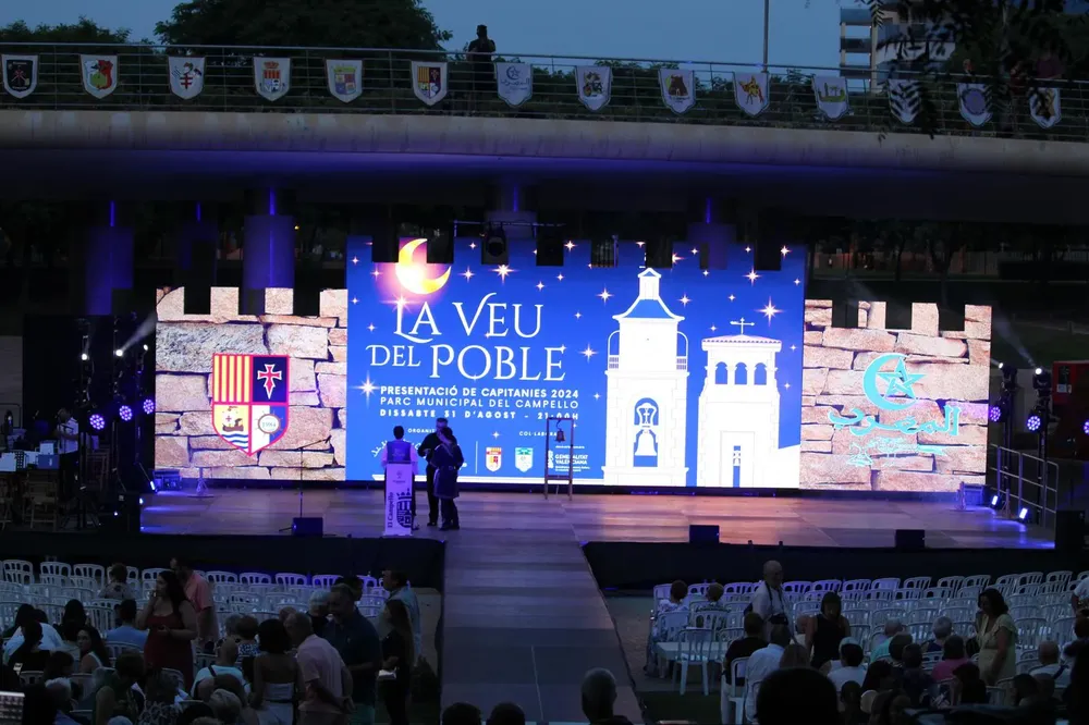 PRESENTACION CAPITANIAS MOROS Y CRISTIANOS 2024 CAMPELLO FOTO 6