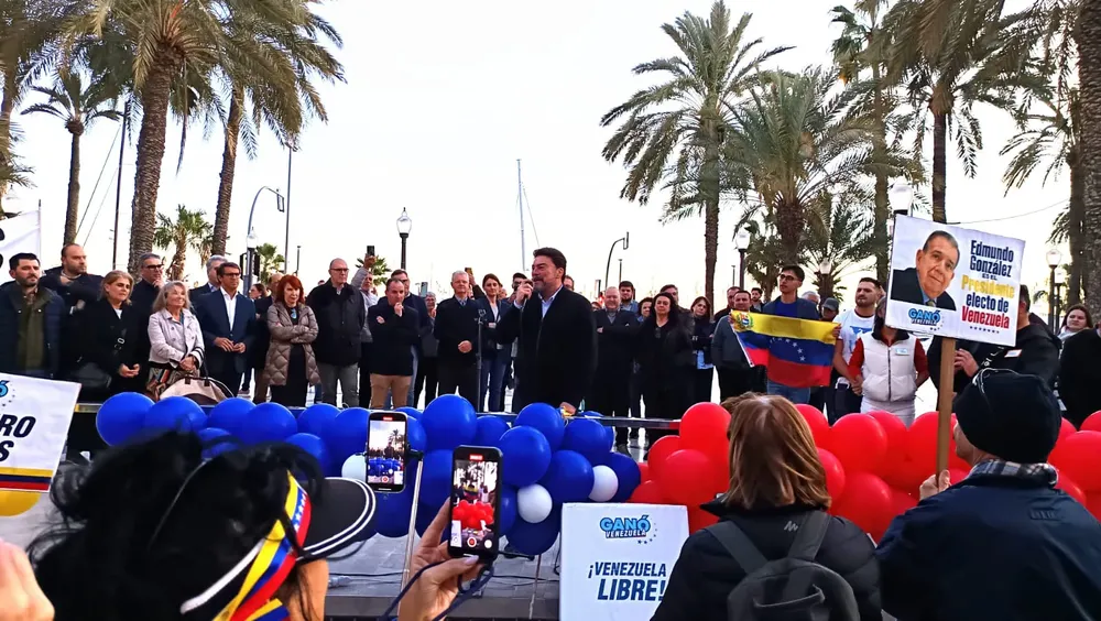 MANIFESTACION VENEZUELA LUIS BARCALA 2025 FOTO 2