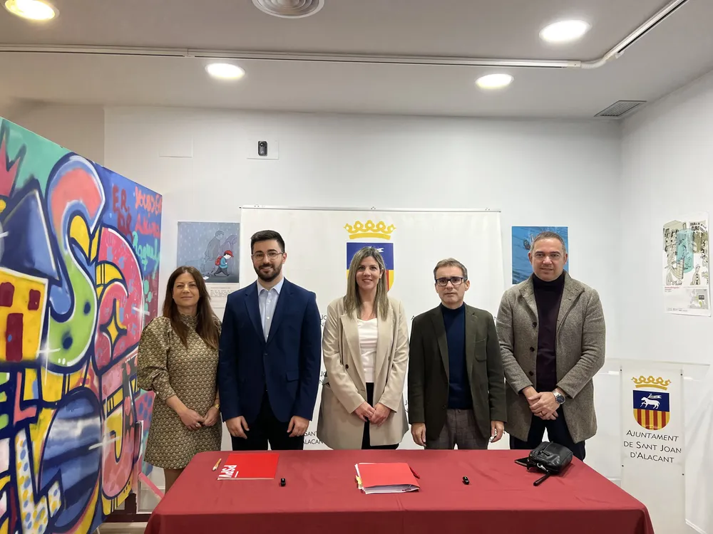 RUEDA DE PRENSA ESTHER DONATE VIVIENDA SANT JOAN CON EVA DELGADO Y JAVIER SANCHEZ FEBRERO 2024