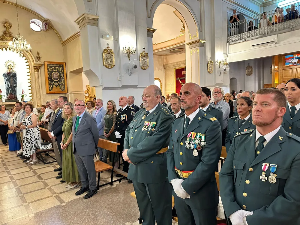 DIA HISPANIDAD GUARCIA CIVIL CAMPELLO 12-10-2024 (1)