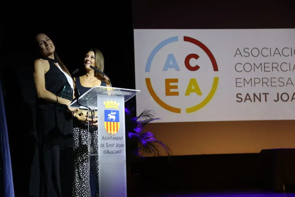 ACEA 16 GALA DEL COMERCIO 2024 (14)
