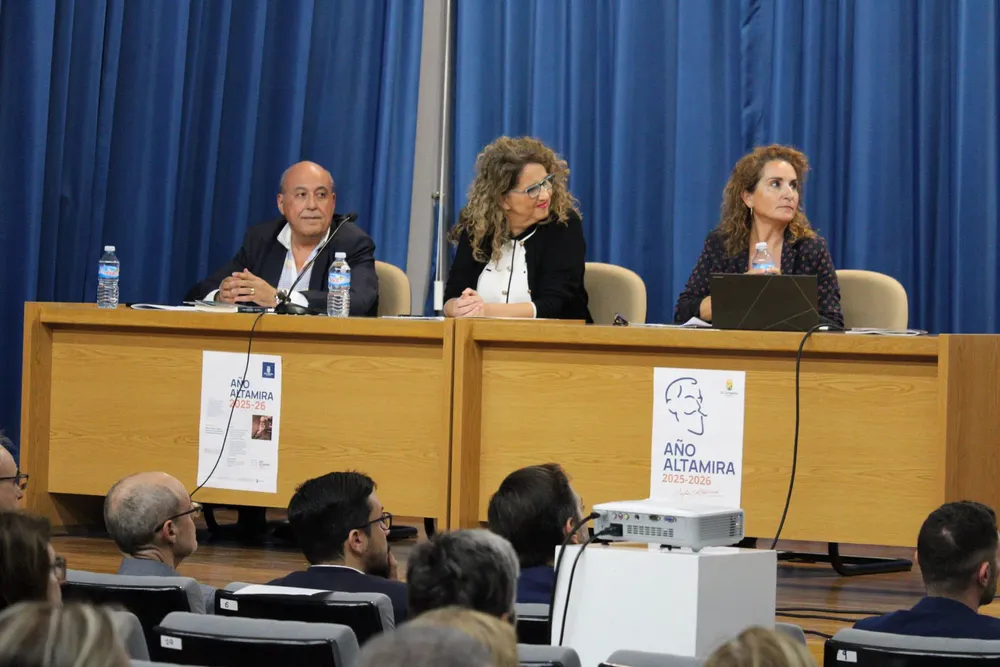 Los catedráticos José María Ferri y Eva Valero en El Campello