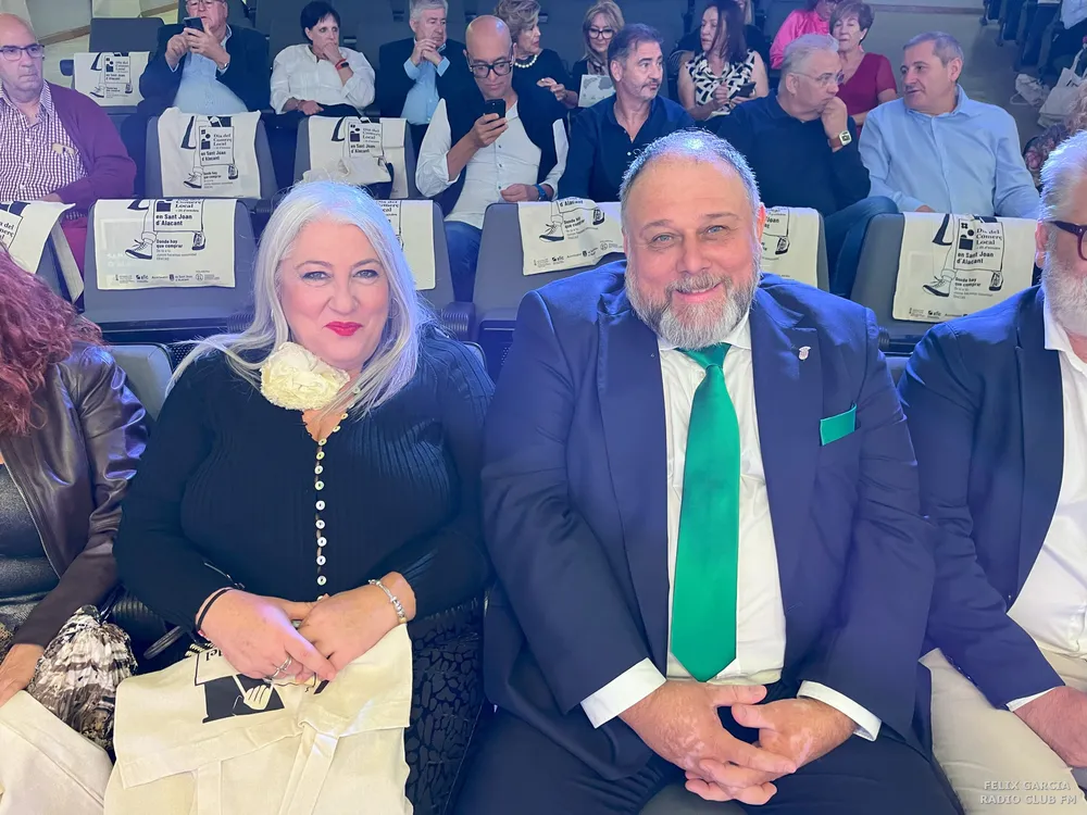 XV GALA ACEA ASOCIACION COMERCIANTES SANT JOAN 2023 (318) VICENTE PASTOR