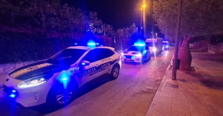 POLICIA LOCAL MUTXAMEL CAMINO DE VALENCIA AYUDA DANA 2024