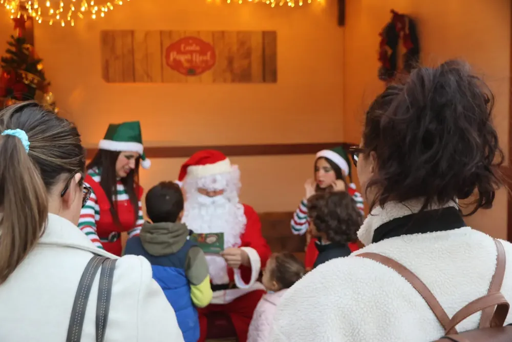 Papa Noel ya está en Sant Joan 2023 elfos