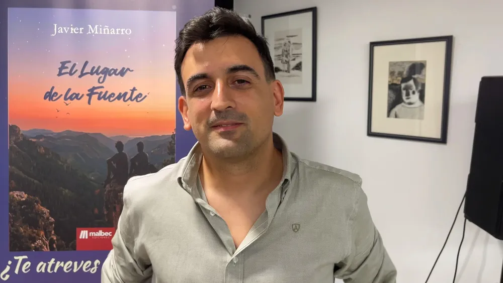 JAVIER MIÑARRO EL LUGAR DE LA FUENTE