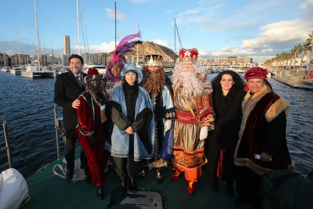 REYES MAGOS ALICANTE BARCO