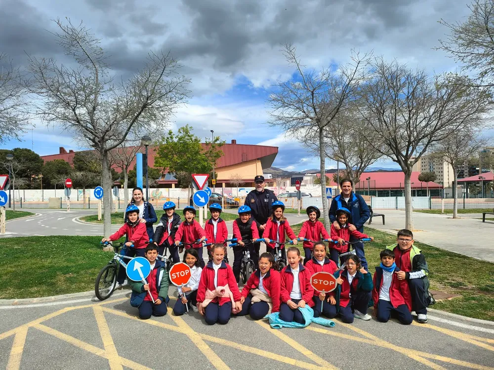 Jornada de educación vial para los escolares del colegio Fundación Antonio Bonny de El Campello foto 3