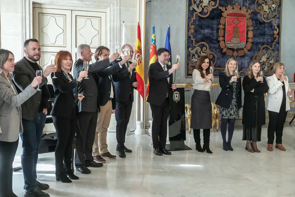 BRINDIS NAVIDAD ALICANTE LUIS BARCALA ALCALDE 2023