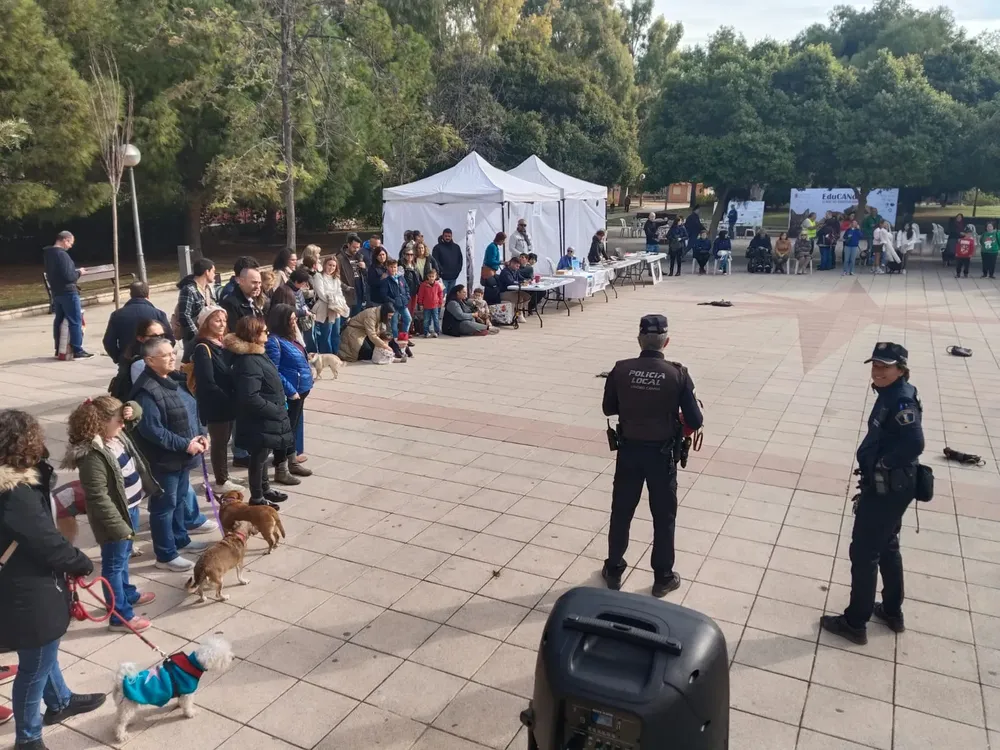 JORNADA EDUCANDO MASCOTAS ALICANTE 2025