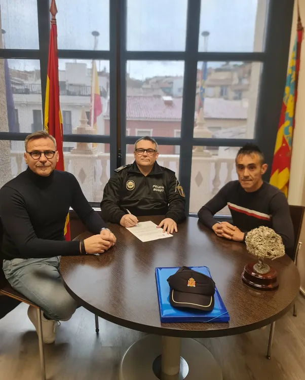 JUAN ANTONIO NUEVO AGENTE POLICIA LOCAL BUSOT 2026 ALCALDE ALEJANDRO MORANT