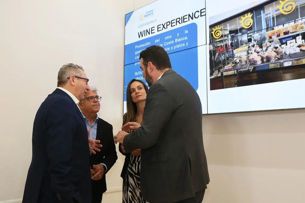 TONI PEREZ Y JOSE MANCEBO FITUR 2025 FOTO2