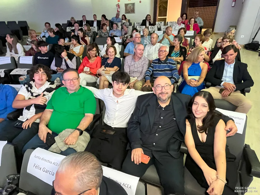 XV GALA ACEA ASOCIACION COMERCIANTES SANT JOAN 2023 (277)