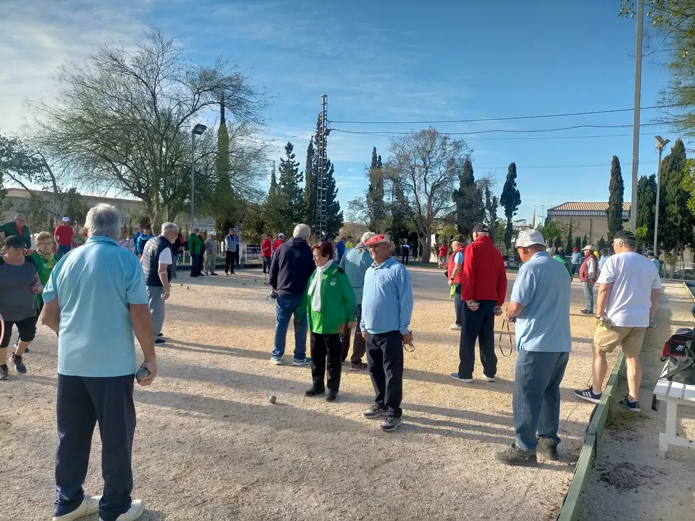 TORNEO INTERPUEBLOS DE PETANCA 2024 JUGANDO PISTAS