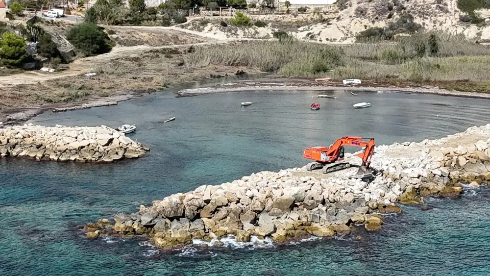 CALA BAEZA OBRAS CAMPELLO 2025