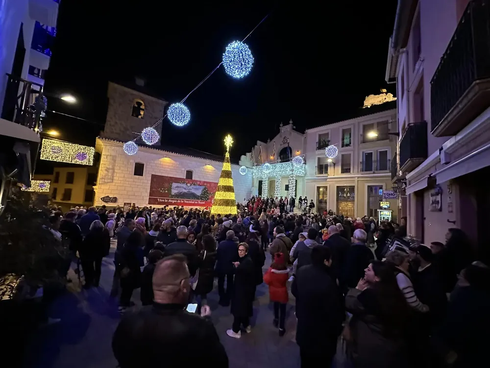 ENCENDIDO ALUMBRADO LUCES NAVIDAD BUSOT 2023