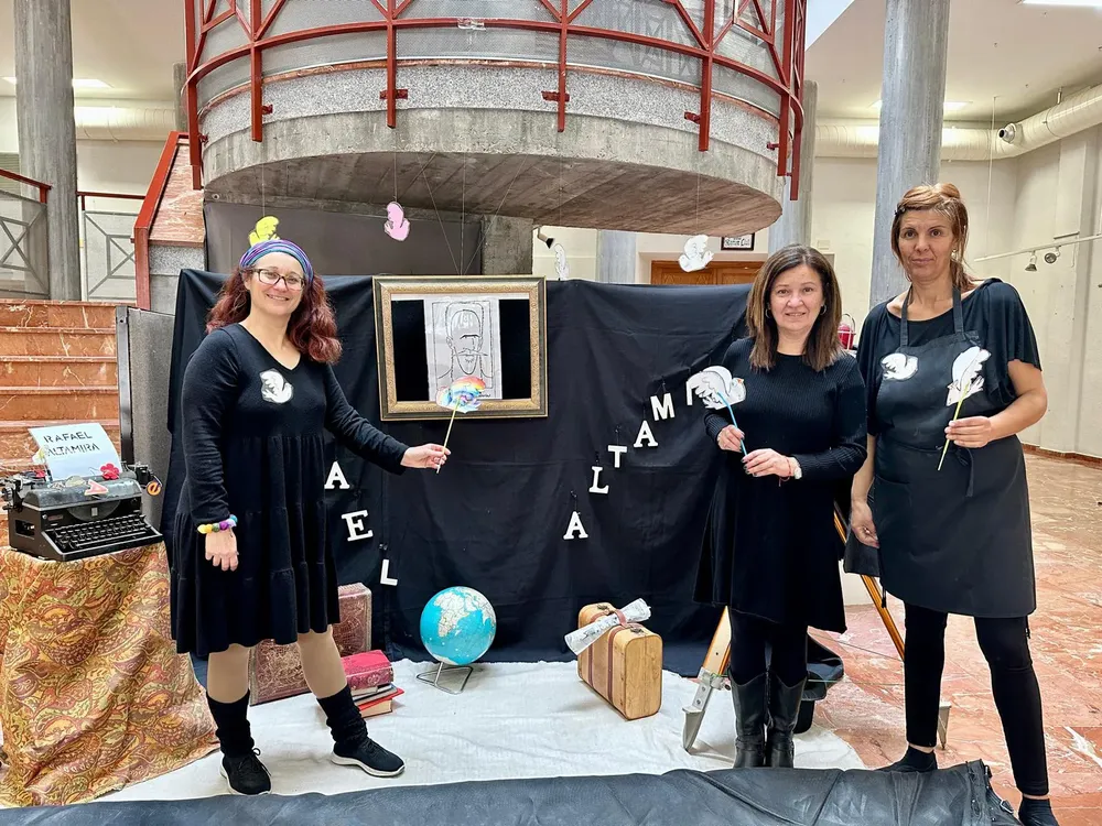 ESCOLARES CAMPELLO 2025 RAFAEL ALTAMIRA