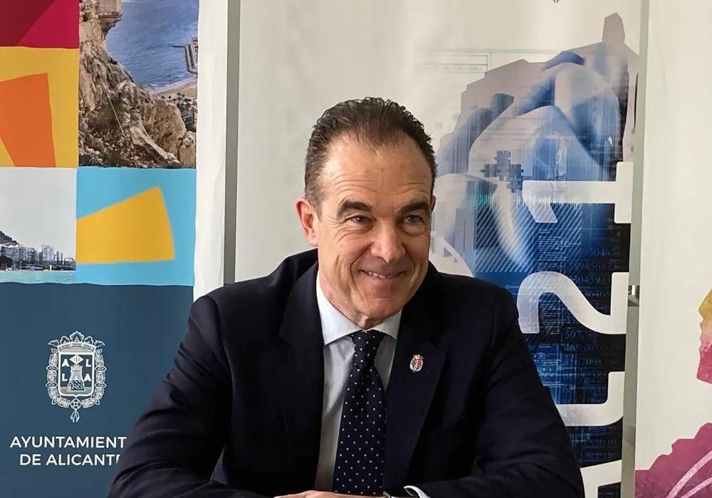 ANTONIO PERAL CONCEJAL DE INNOVACION ALICANTE 2025
