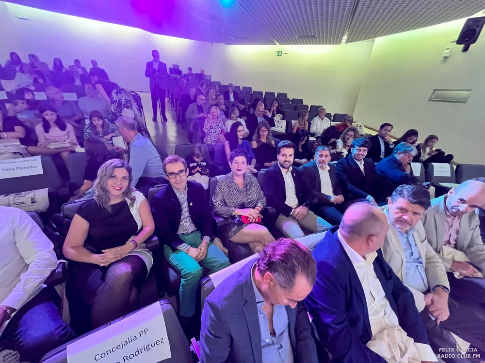 XV GALA ACEA ASOCIACION COMERCIANTES SANT JOAN 2023 (344)
