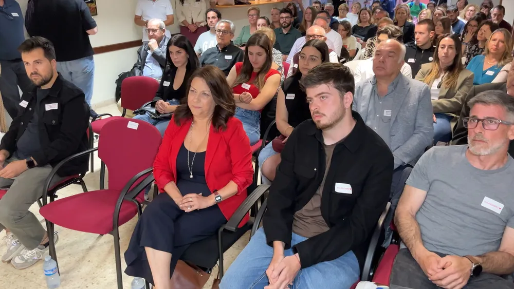 PRESENTACION CANDIDATURA EVA DELGADO 2025