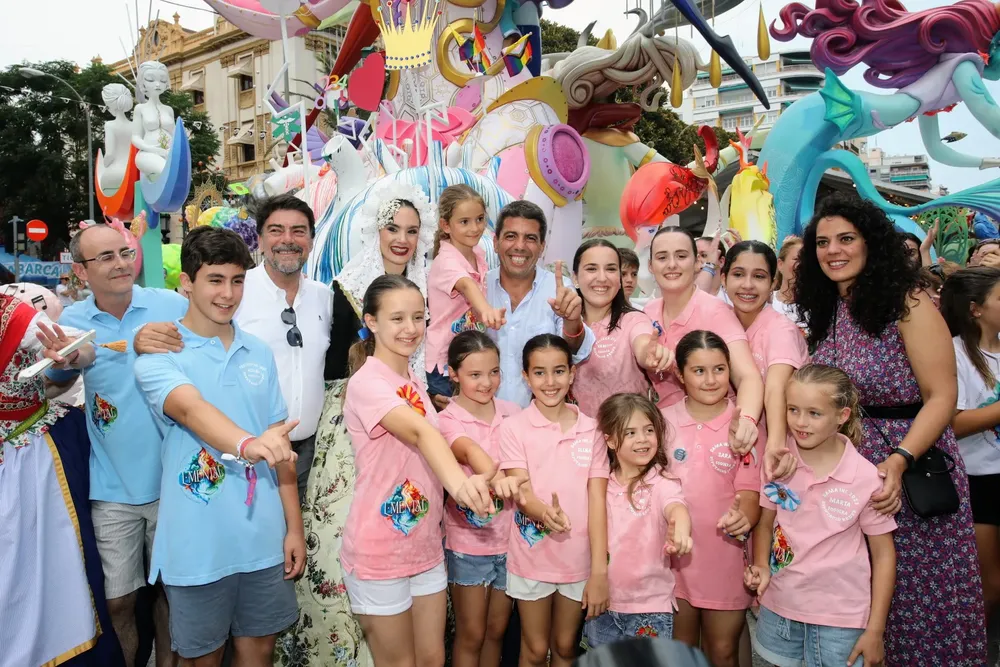 HOGUERAS ALICANTE 2023 MAZON Y LUIS BARCALA