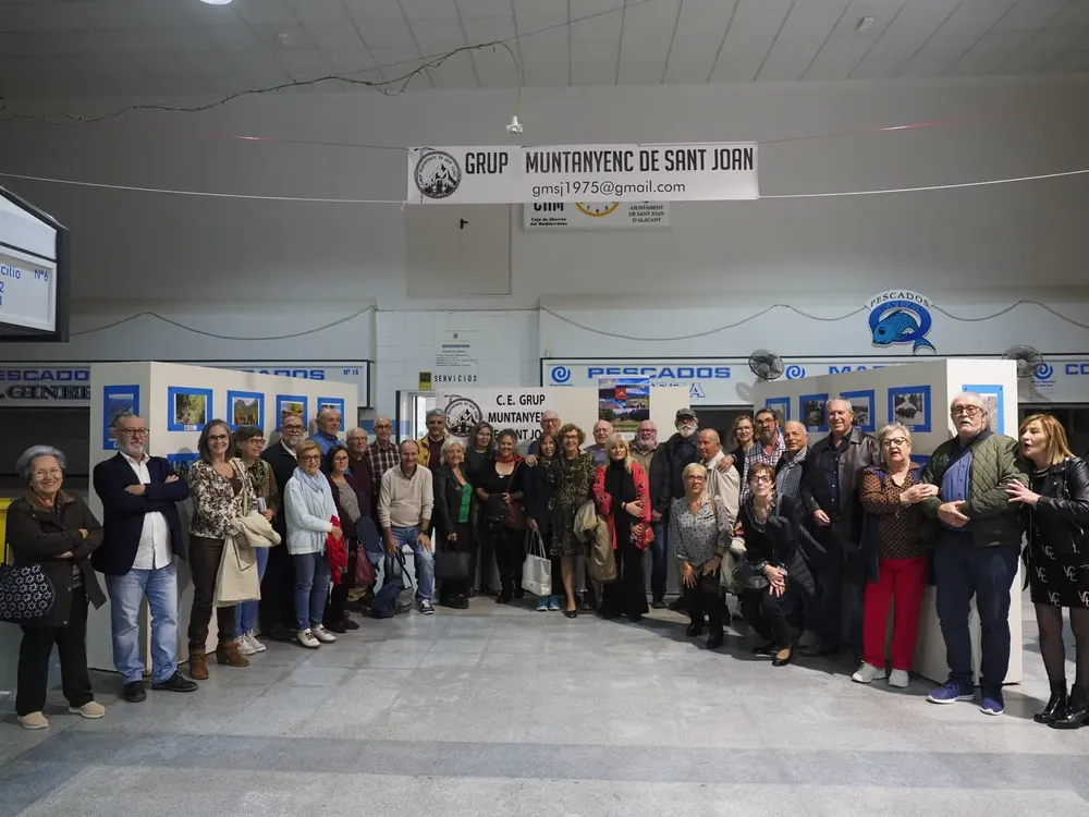 EXPOSICION GRUP MUNTANYENC SANT JOAN 2023 MERCADO (1)