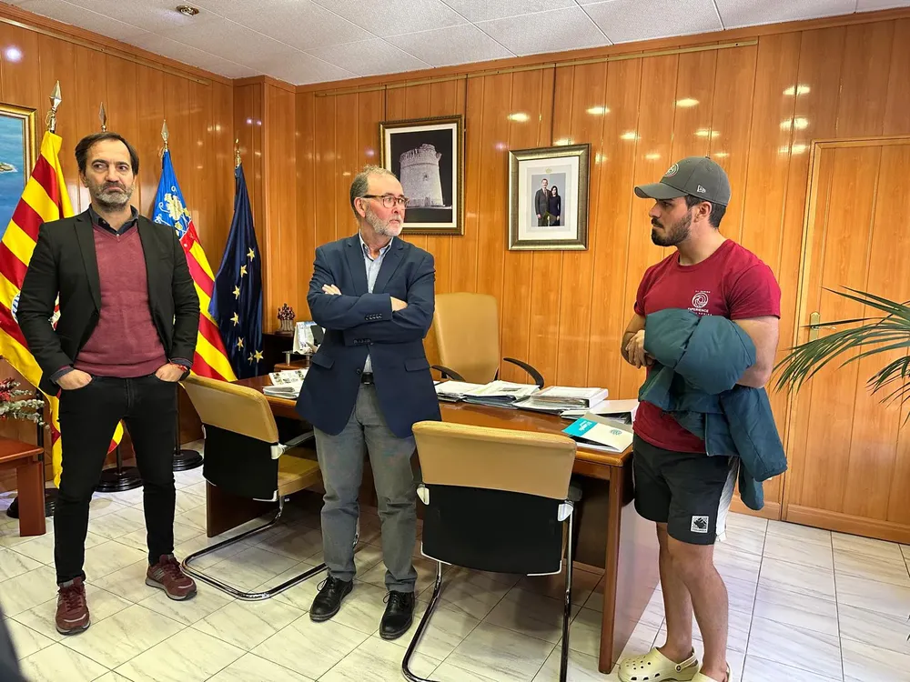 REMEROS CLUB LIMASOL DE CHIPRE 2025 FOTO 3