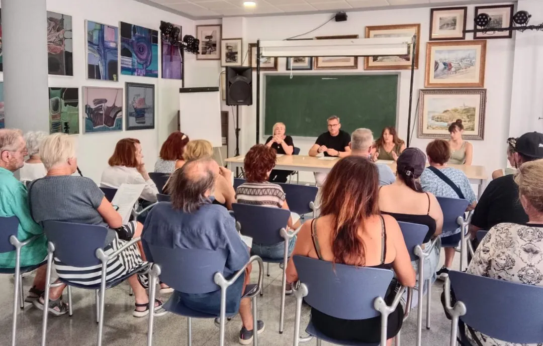 REUNION COLONIAS FELINAS BUSOT 2025