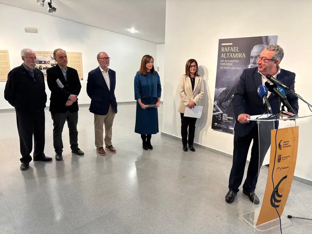 INAUGURACION EXPOSICION RAFAEL ALTAMIRA CAMPELLO 2026 FOTO 7