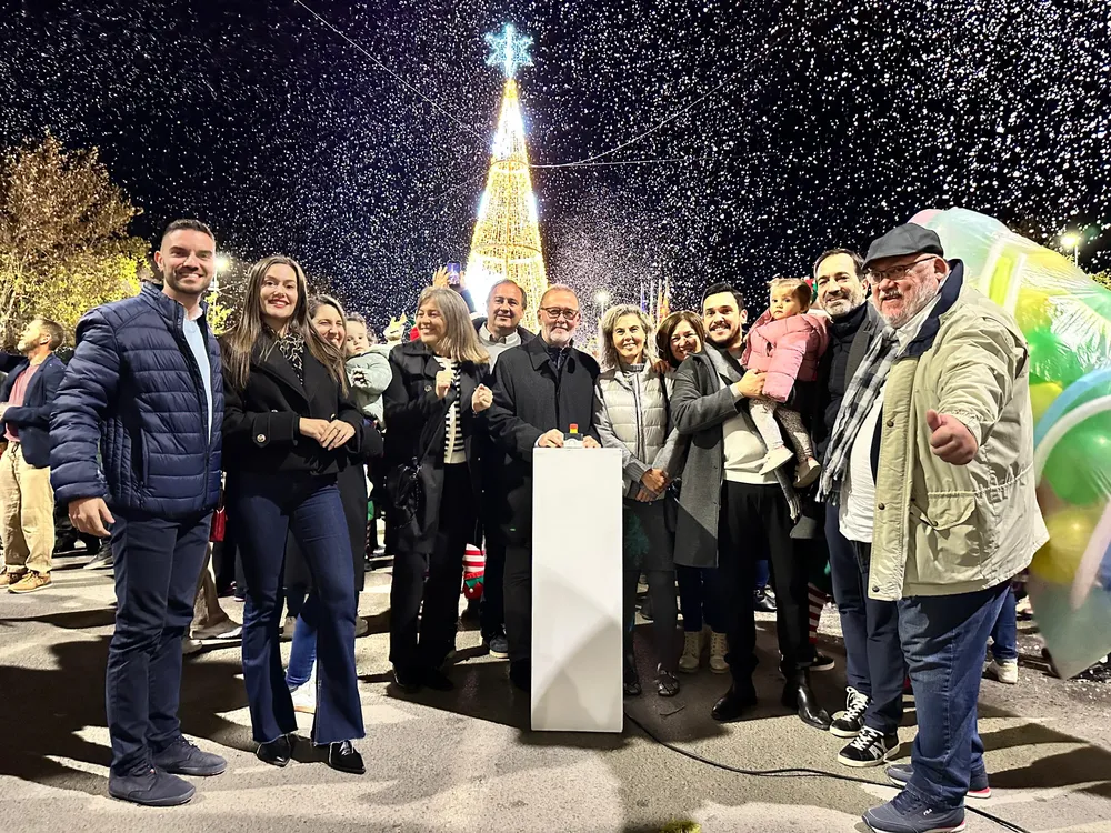 ENCENDIDO ARBOL NAVIDAD CAMPELLO 2025