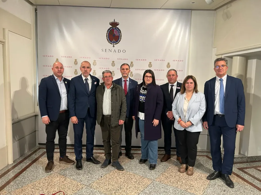 Foto delegación PPCS en Senado 2024