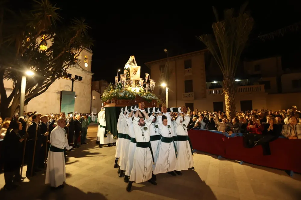 VIERNES SANTO SANT JOAN 2024 PROCESION TRONO VIRGEN