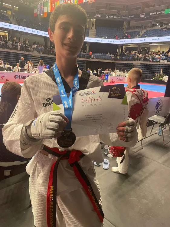 CLUB TAEKWONDO NIKO 2024  (2)