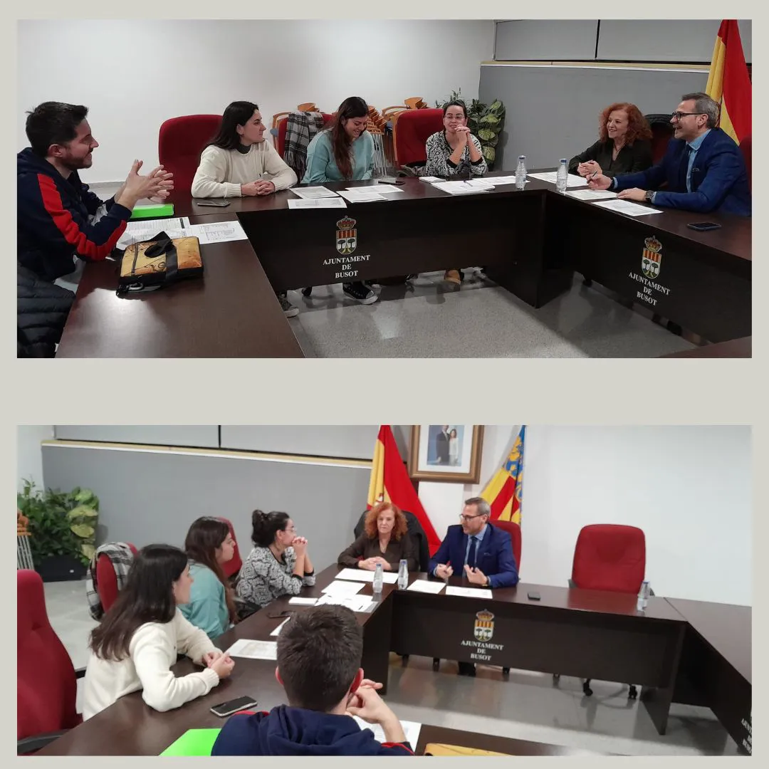 El Ayuntamiento de Busot concede una subvención a la Asociació de Festes de Moros i Cristians 2024 alejandro morant alcalde