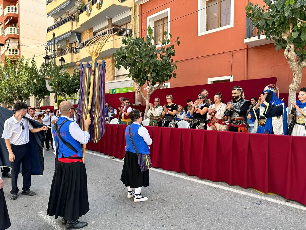 FIESTAS MOROS Y CRISTIANOS CAMPELLO 2024 DIA 12 ENTRADA DE BANDAS (3)