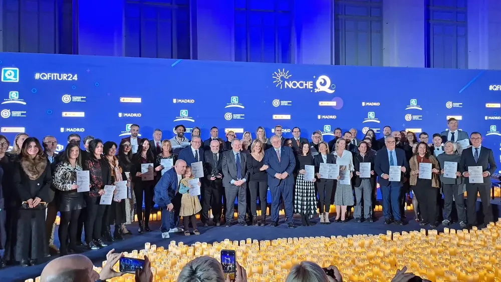 RECONOCIMIENTO Q S A CAMPELLO EN MADRID FITUR 2024 GRUPO