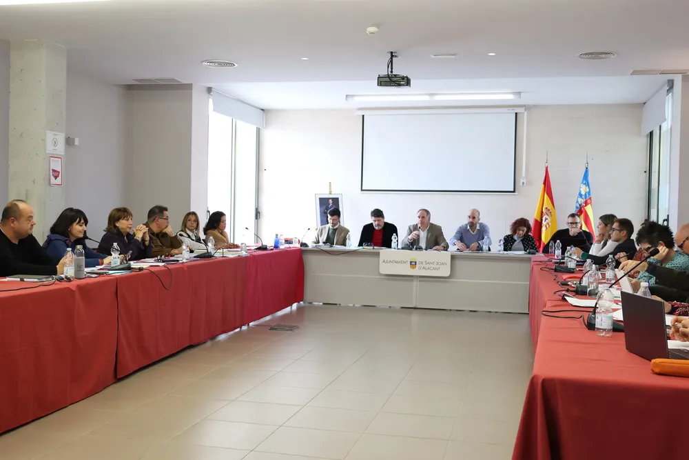 PLENO 31 ENERO 2024 SANT JOAN alcalde santi roman pp