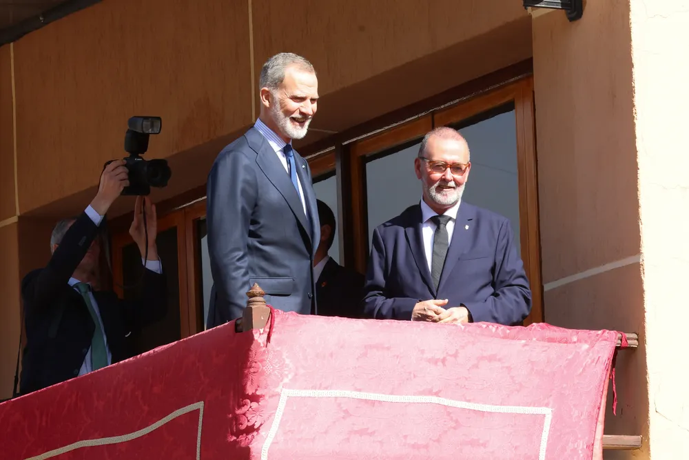 REY FELIPE VI VISITA CAMPELLO 2025 FOTO 2