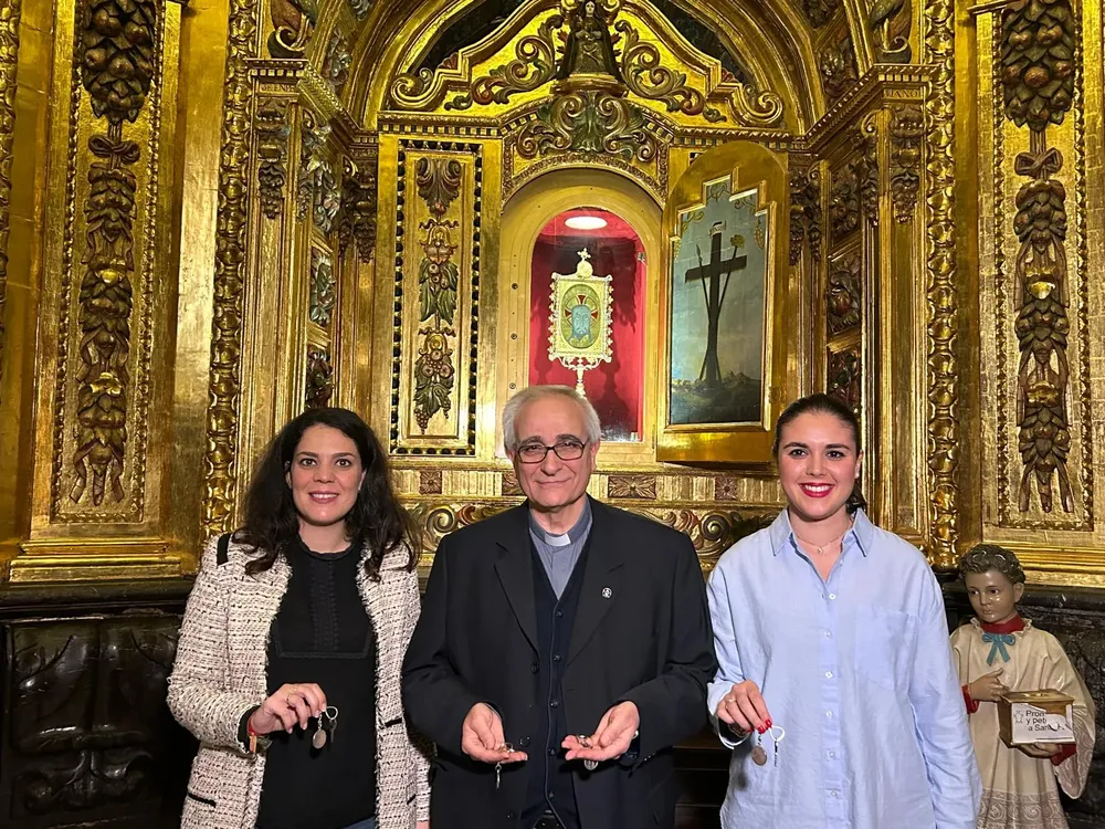 Las concejalas de alicante Cristina Cutanda y Nayma Beldjilali en la Sant fAZ 2025
