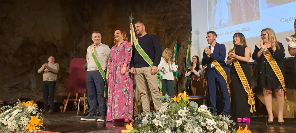 BUSOT PRESENTA SUS CAPITANIAS 2024 ALCALDE ALEJANDRO MORANT FOTO 7