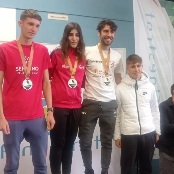 El vecino de Busot Iker Chavarria ganador de la prueba Kilómetro Vertical del Puig Campana 2024