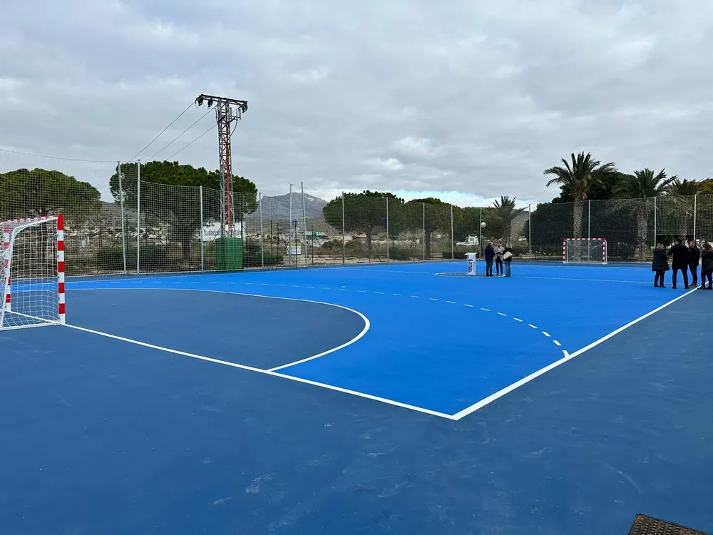 PISTA DEPORTIVA CAMPELLO